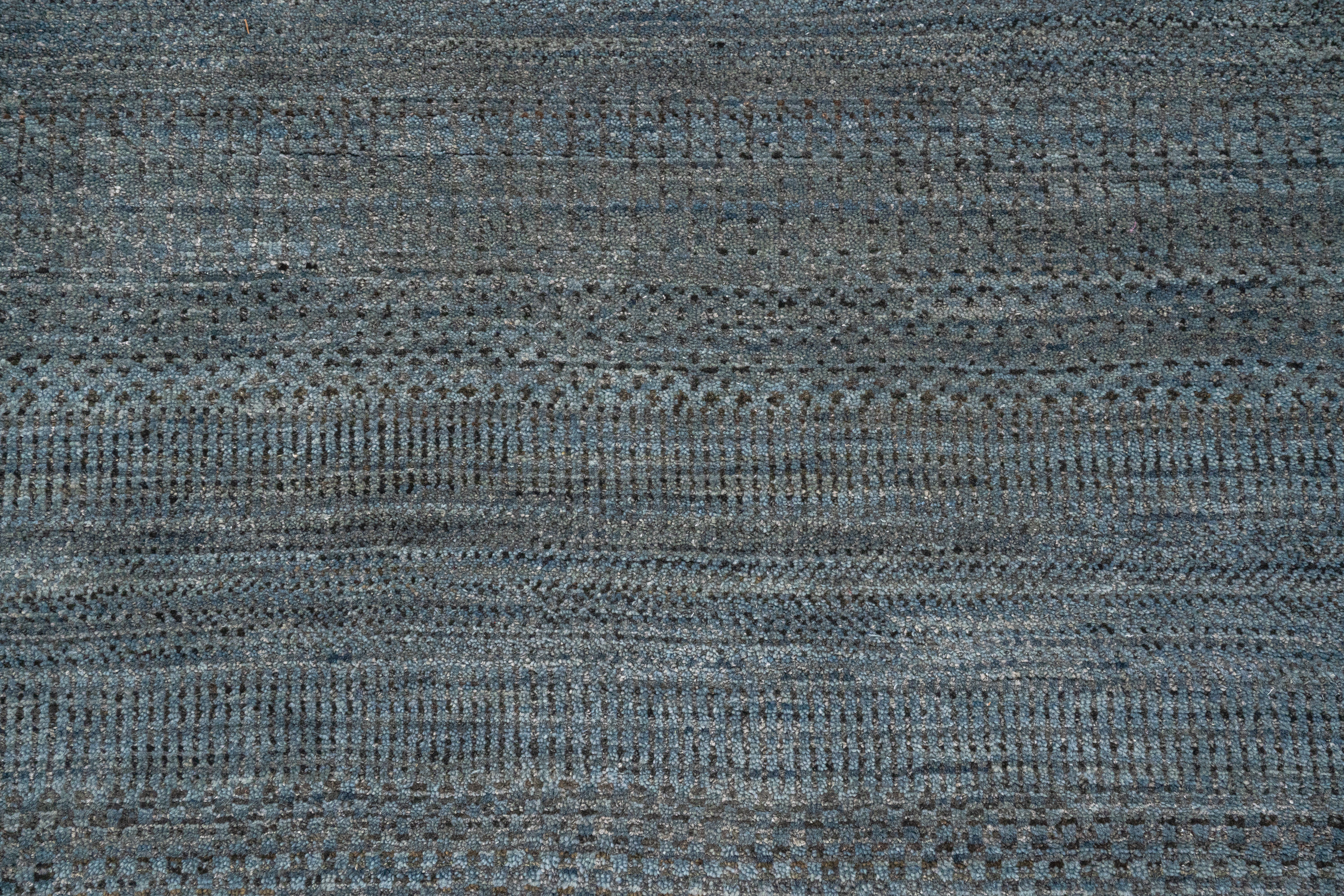 Handknotted Carpet, DIA - 656 MCN, AuroMetalSaurus & Arsenic